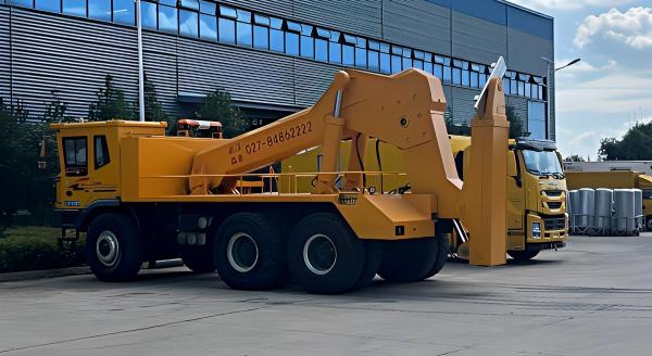 重型矿山索引车